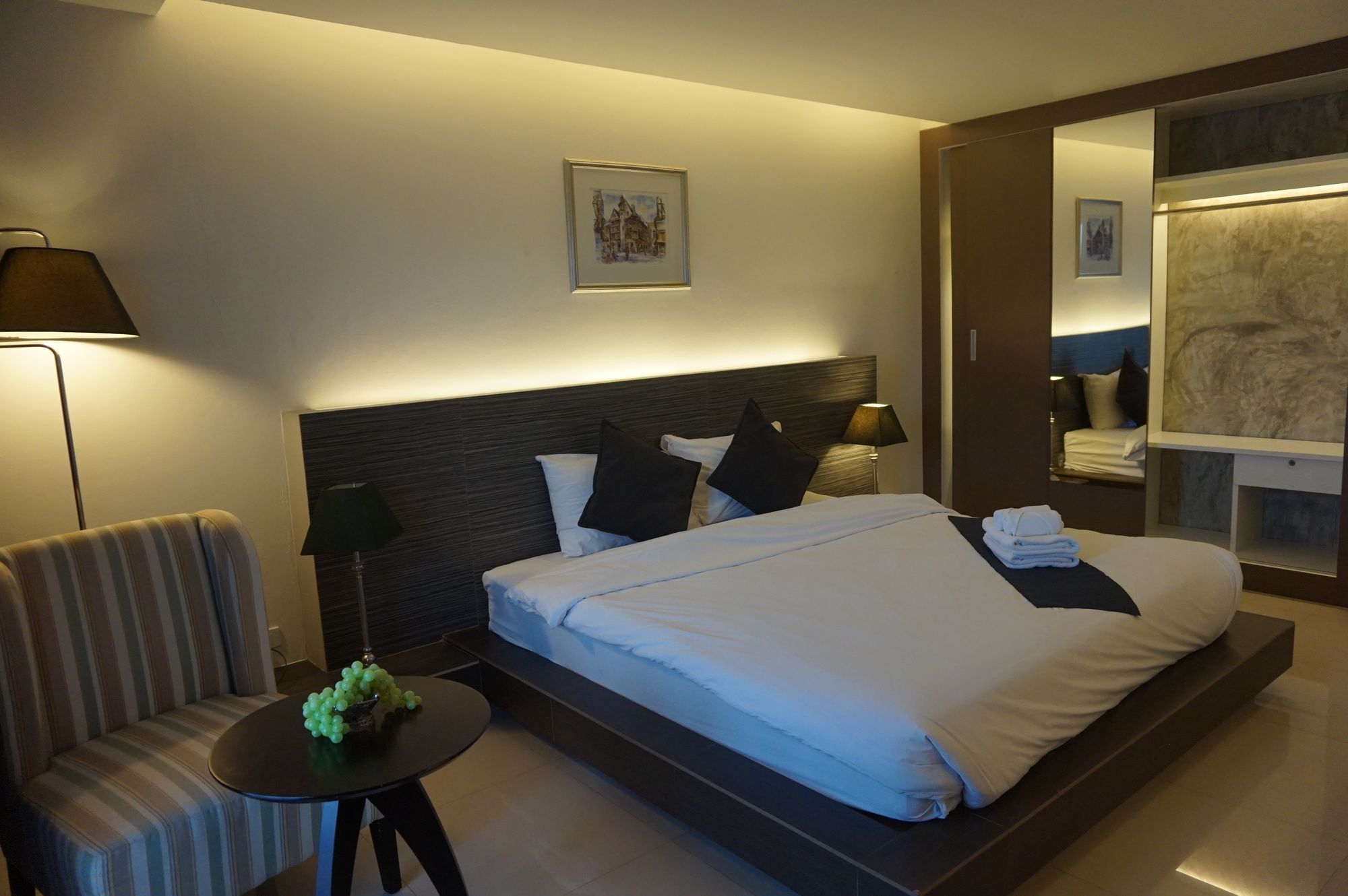 Fortune D Hotel פיטסנולוק מראה חיצוני תמונה