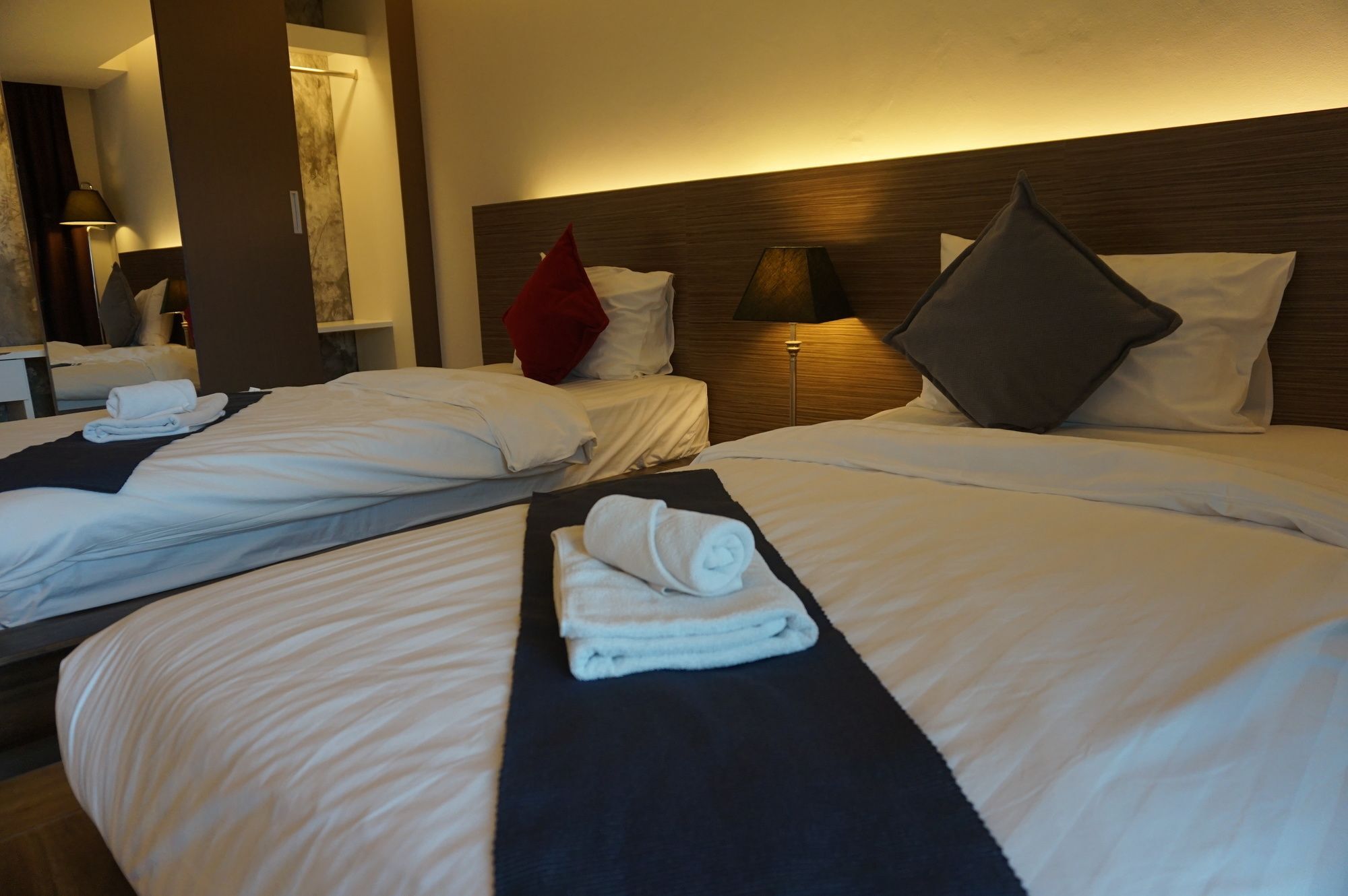 Fortune D Hotel פיטסנולוק מראה חיצוני תמונה