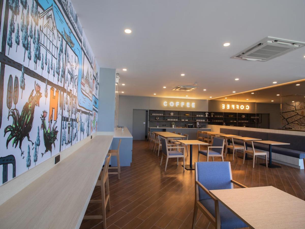Fortune D Hotel פיטסנולוק מראה חיצוני תמונה