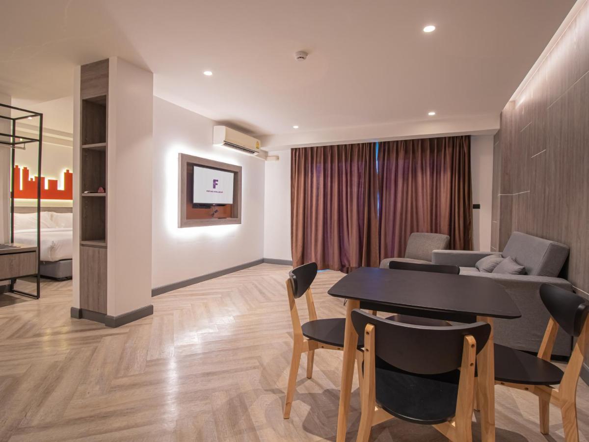 Fortune D Hotel פיטסנולוק מראה חיצוני תמונה