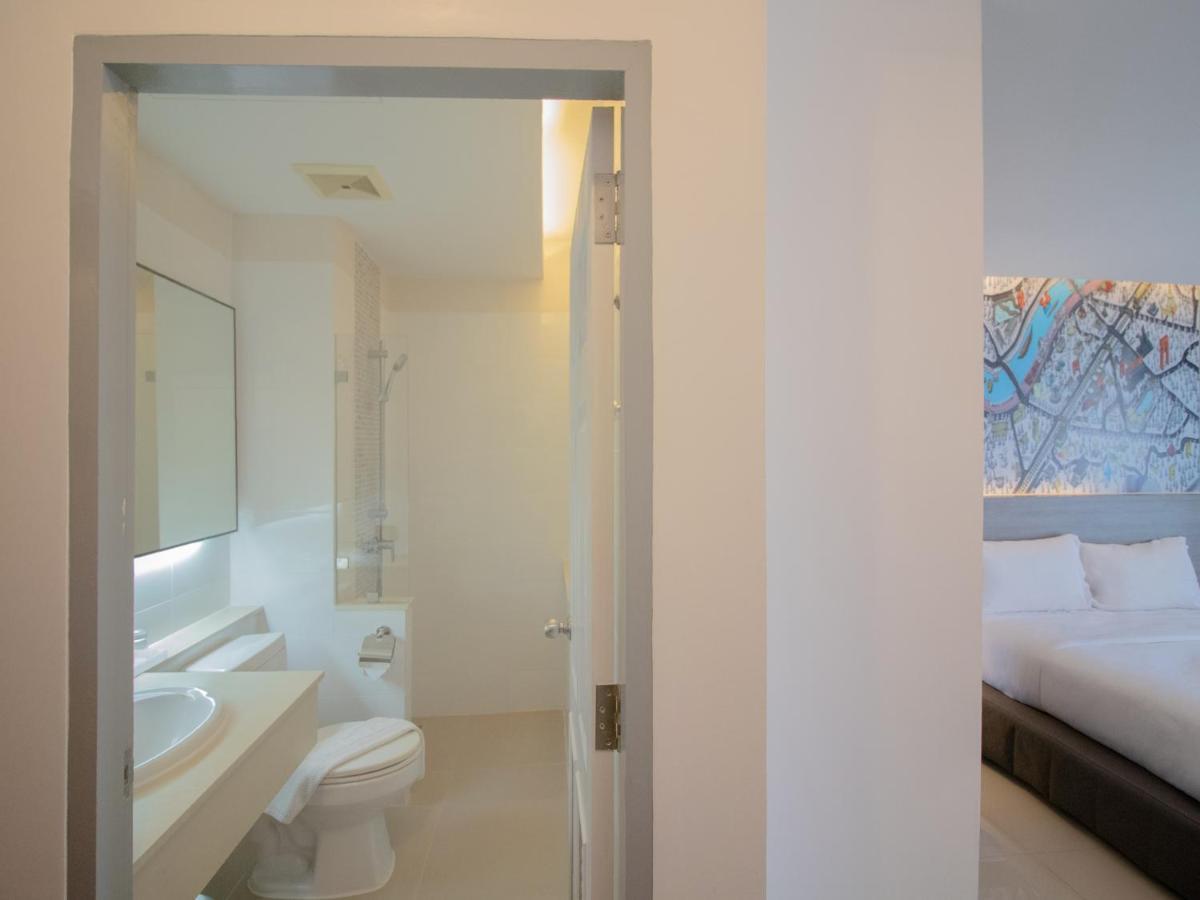 Fortune D Hotel פיטסנולוק מראה חיצוני תמונה