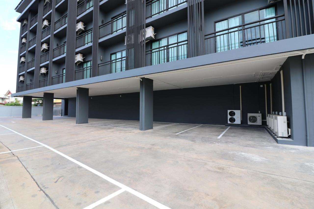 Fortune D Hotel פיטסנולוק מראה חיצוני תמונה
