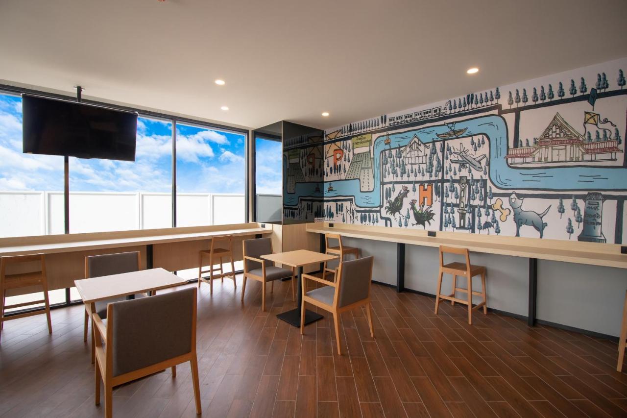 Fortune D Hotel פיטסנולוק מראה חיצוני תמונה